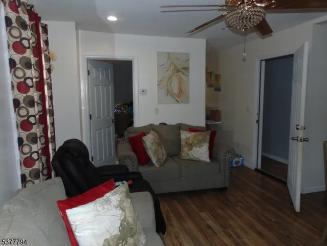 $800,000 | 444 15th Avenue, Paterson, NJ 07504