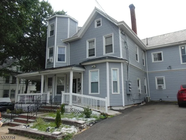 $800,000 | 444 15th Avenue, Paterson, NJ 07504