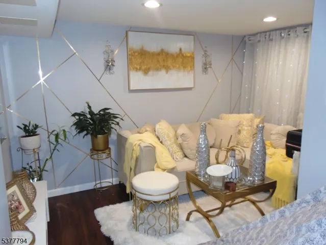 $800,000 | 444 15th Avenue, Paterson, NJ 07504