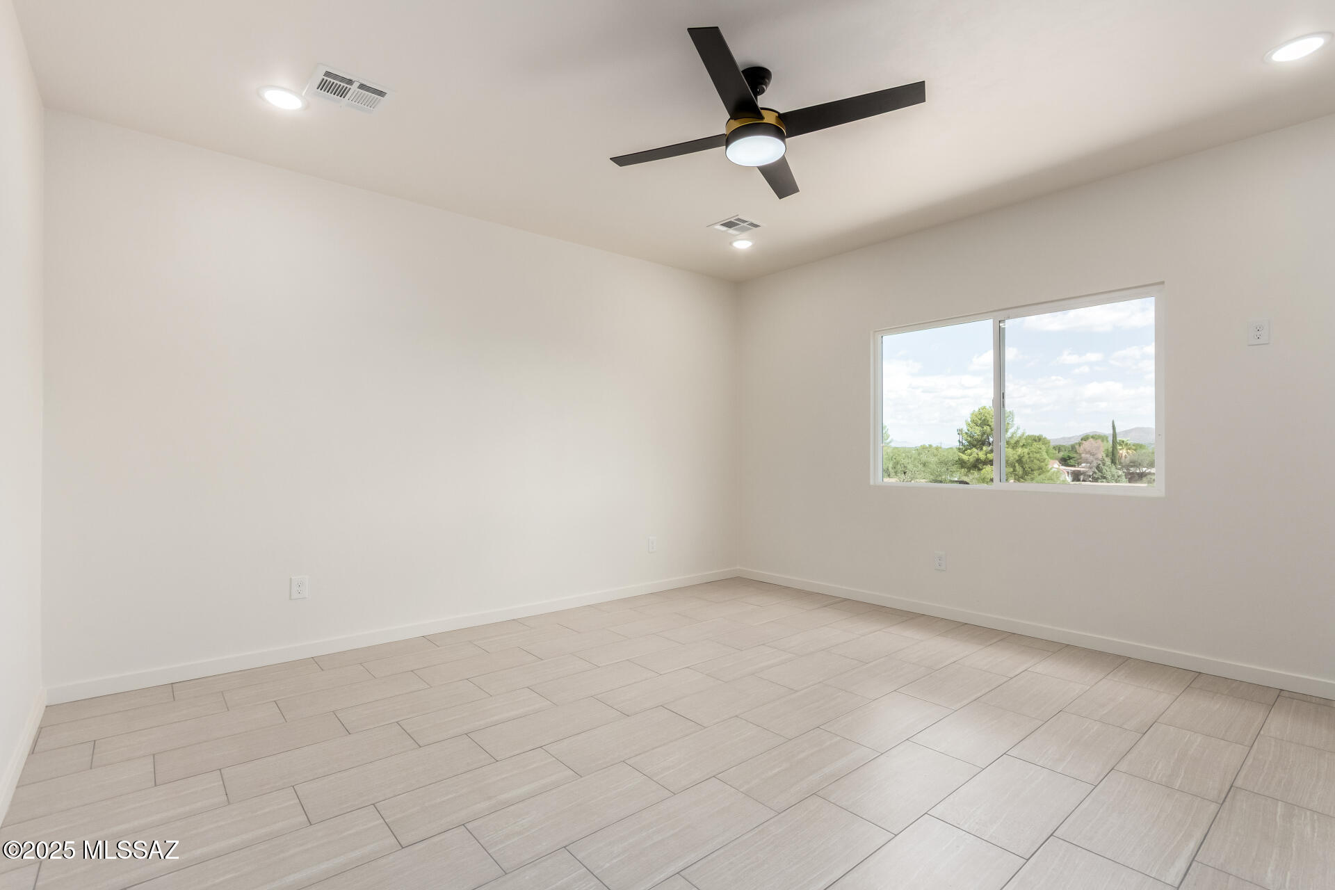 1156 Adobe Court Rio Rico, AZ 85648 - Photo 21 of 44 Gallery Image 21