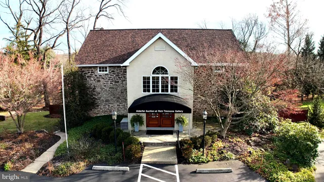 $1,000,000 | 3795 Highway 202, Doylestown, PA 18902