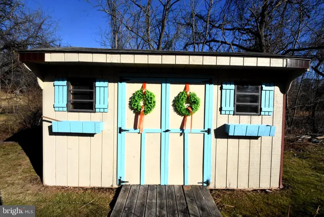 $1,000,000 | 3795 Highway 202, Doylestown, PA 18902