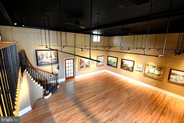 $1,000,000 | 3795 Highway 202, Doylestown, PA 18902