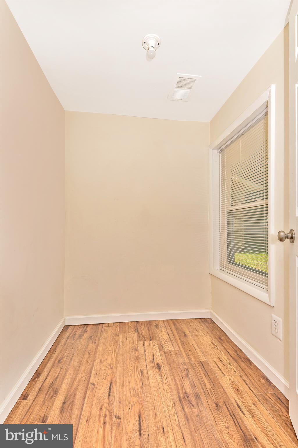 14419 Peddicord Road Mount Airy, MD 21771 - Photo 12 of 44 Closet