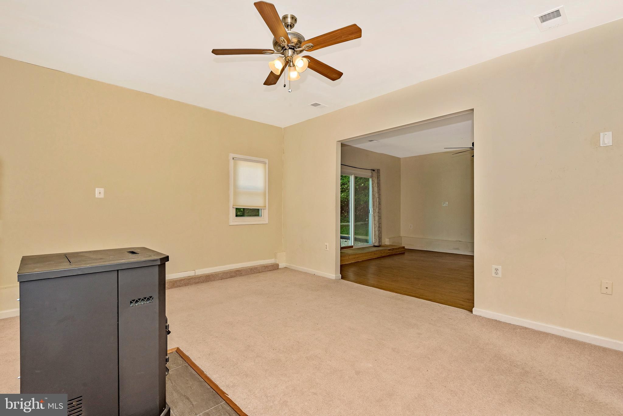14419 Peddicord Road Mount Airy, MD 21771 - Photo 19 of 44 Master Sitting Room