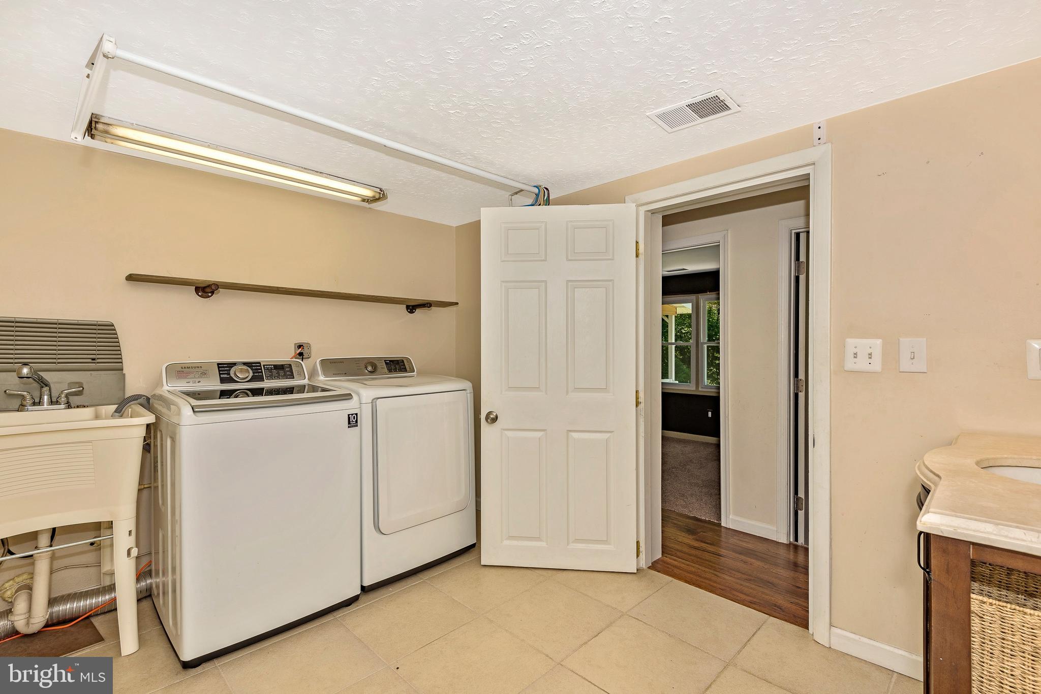 14419 Peddicord Road Mount Airy, MD 21771 - Photo 27 of 44 Laundry Area