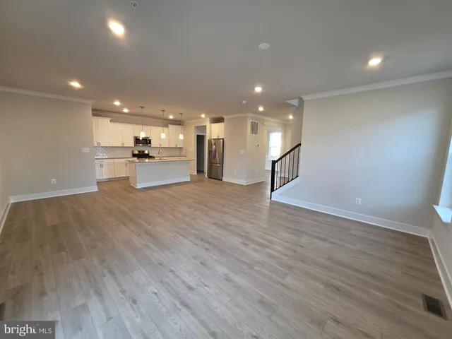 $699,990 | 6511 Paddington Street, Middle River, MD 21220