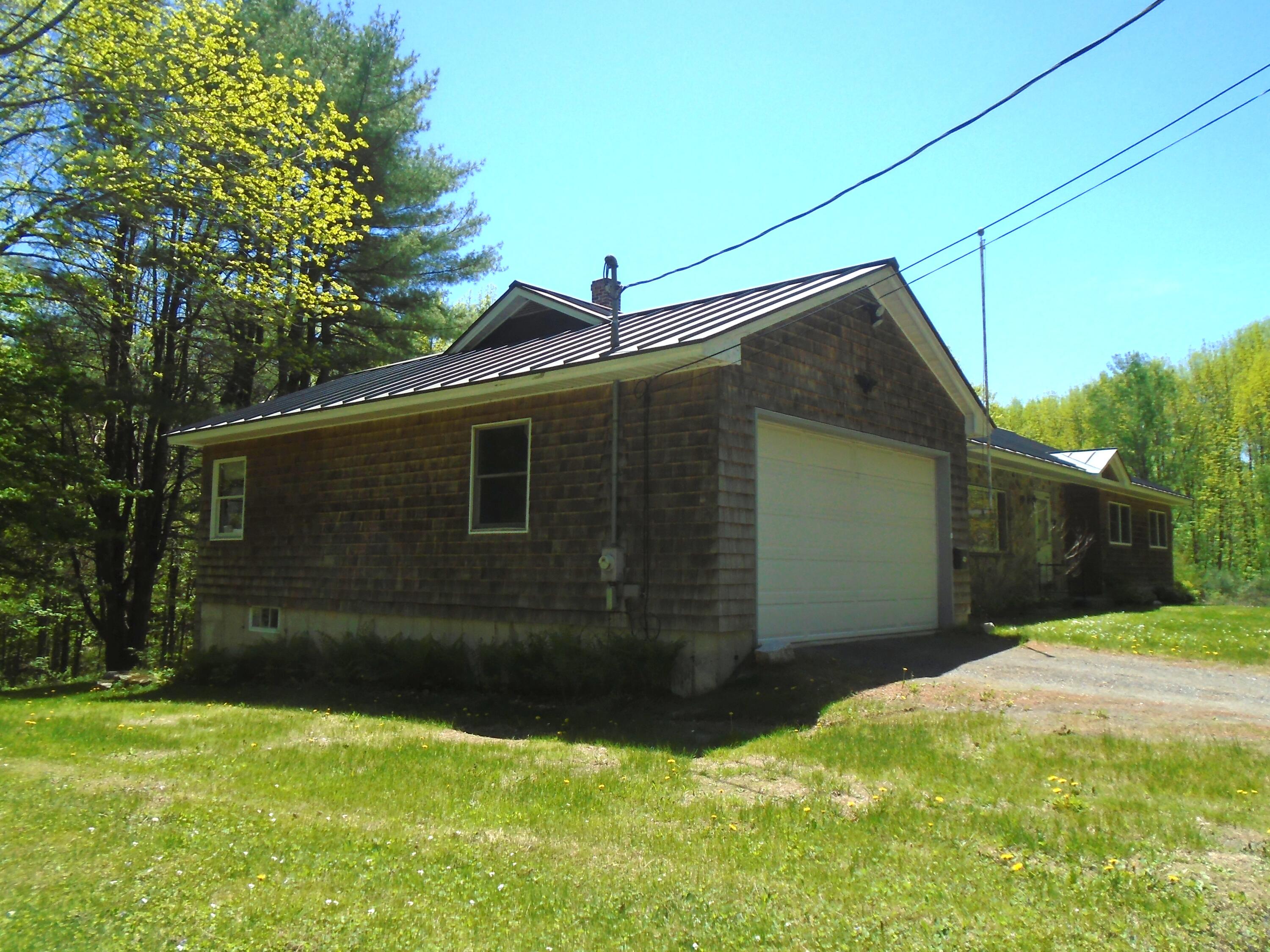 240 Ohio Hill Road Fairfield, ME 04937 - Photo 25 of 28 Garage