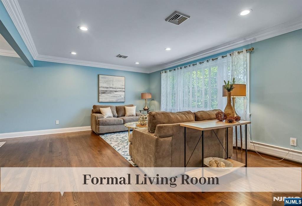 11 Stone Ridge Lane Ho-Ho-Kus, NJ 07423 - Photo 6 of 45