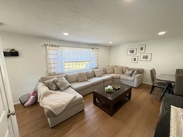 $3,550 | 1338 East Street, Unit 1338, Mansfield, MA 02048