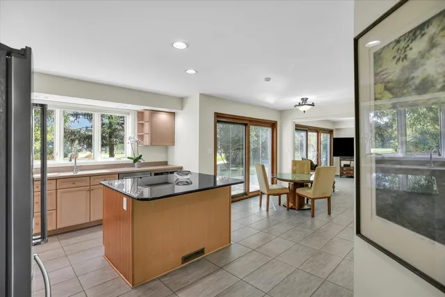 $699,000 | 1806 Bentbrook Drive, Champaign, IL 61822