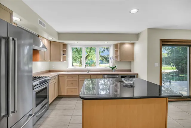 $699,000 | 1806 Bentbrook Drive, Champaign, IL 61822