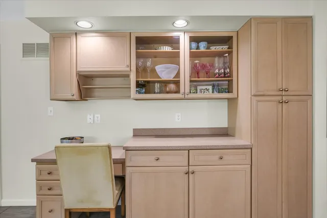 $699,000 | 1806 Bentbrook Drive, Champaign, IL 61822