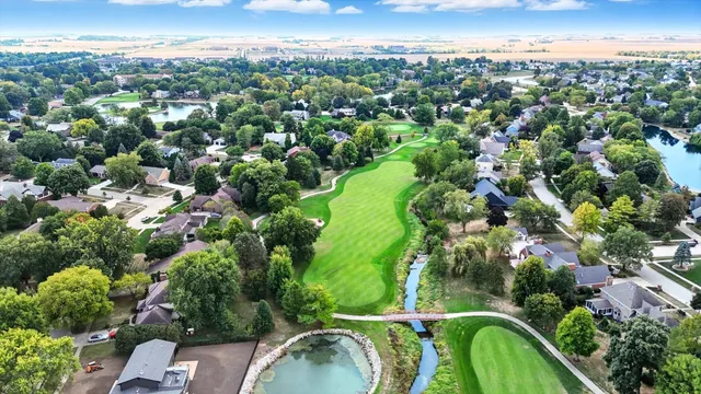 $699,000 | 1806 Bentbrook Drive, Champaign, IL 61822