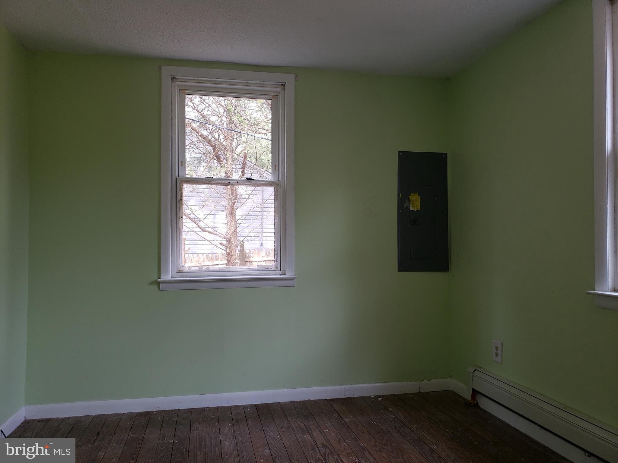 24 Hornerstown Road Cream Ridge, NJ 08514 - Photo 6 of 19