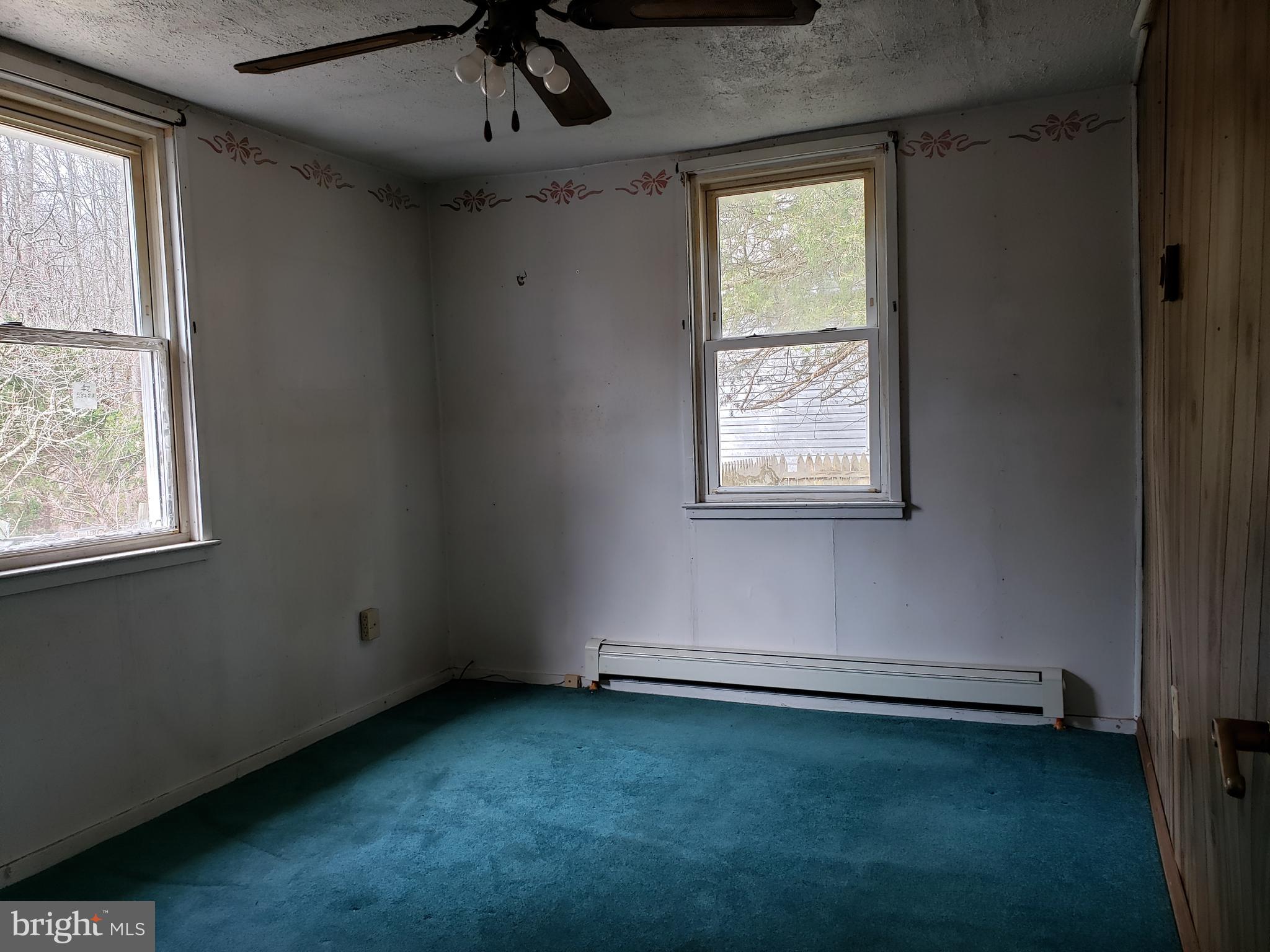 24 Hornerstown Road Cream Ridge, NJ 08514 - Photo 8 of 19