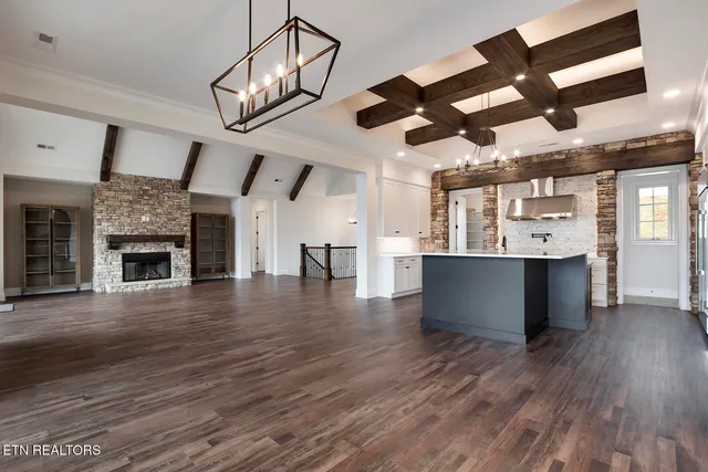 $2,999,999 | 1481 Halyard Road, Lenoir City, TN 37772