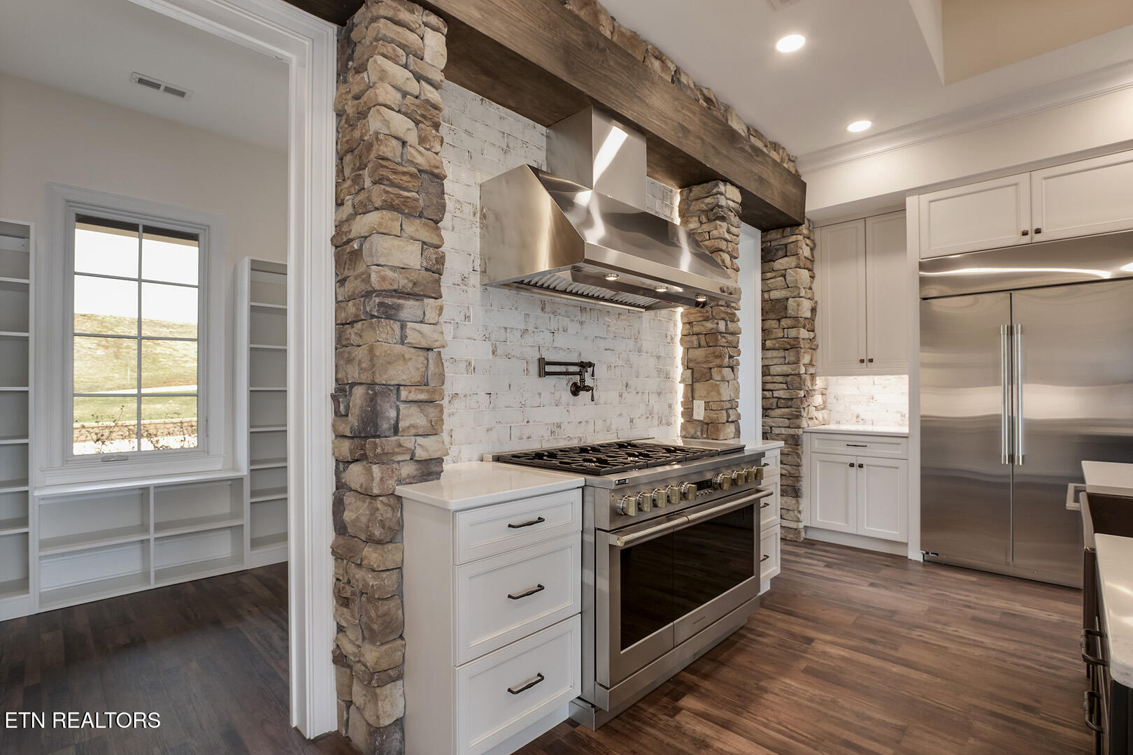 1481 Halyard Road Lenoir City, TN 37772 - Photo 19 of 60 16_HalyardRoad_1481_Kitchen02