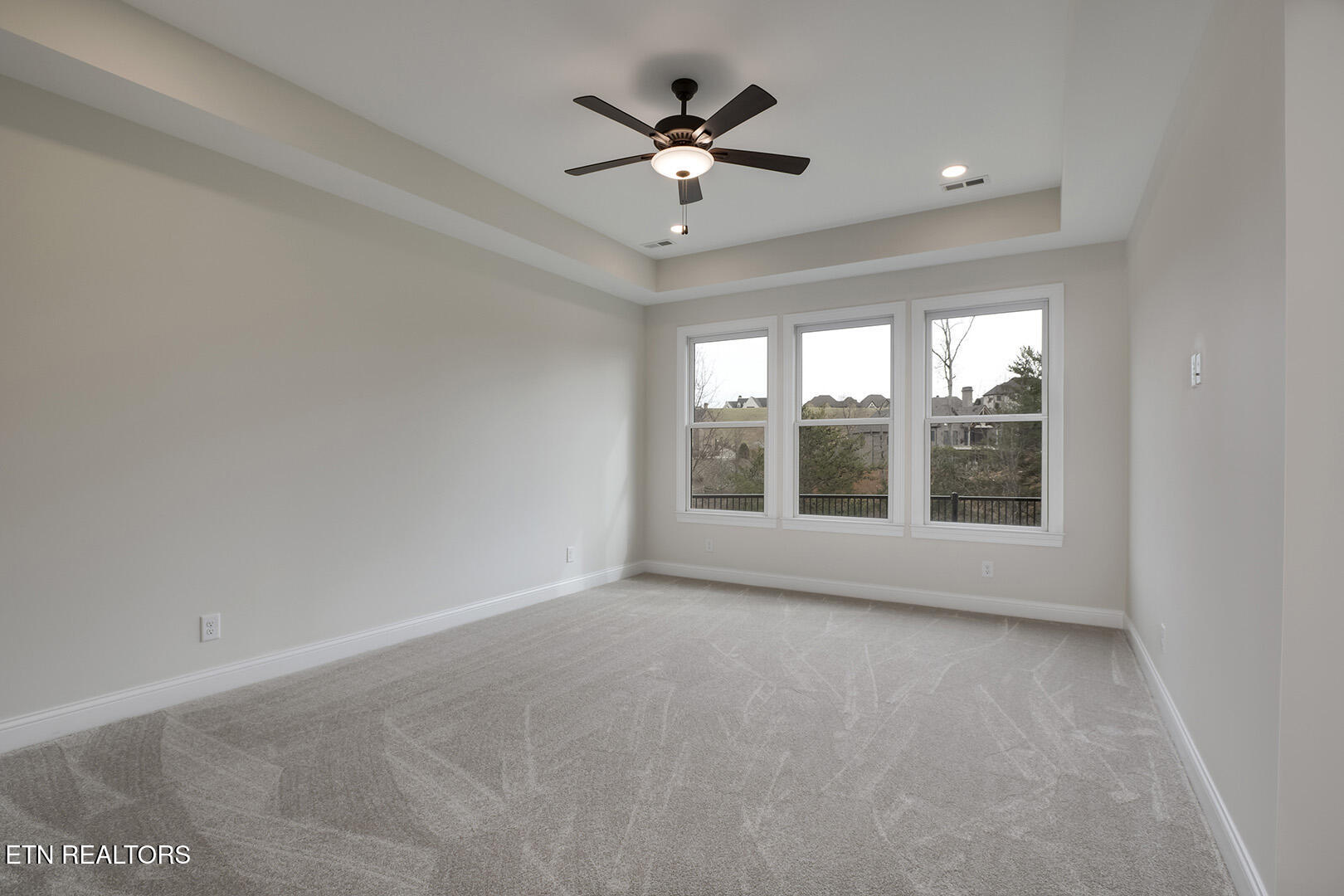 1481 Halyard Road Lenoir City, TN 37772 - Photo 45 of 60 42_HalyardRoad_1481_Bedrom4_01