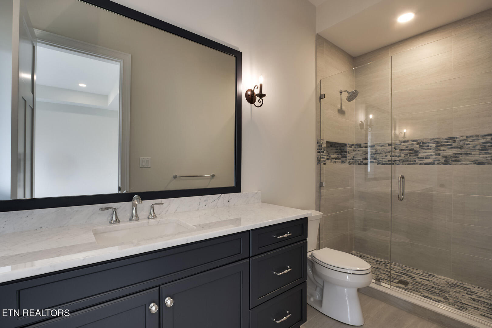 1481 Halyard Road Lenoir City, TN 37772 - Photo 46 of 60 43_HalyardRoad_1481_GuestBath2