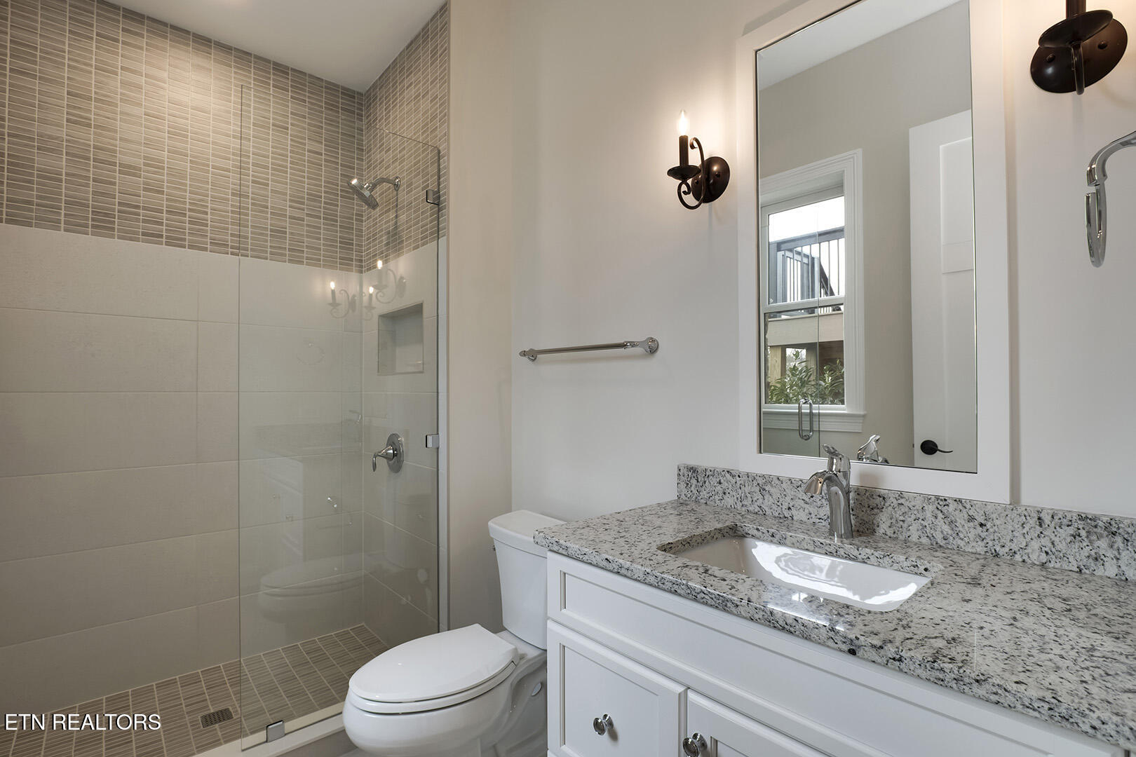 1481 Halyard Road Lenoir City, TN 37772 - Photo 50 of 60 47_HalyardRoad_1481_GuestBath4