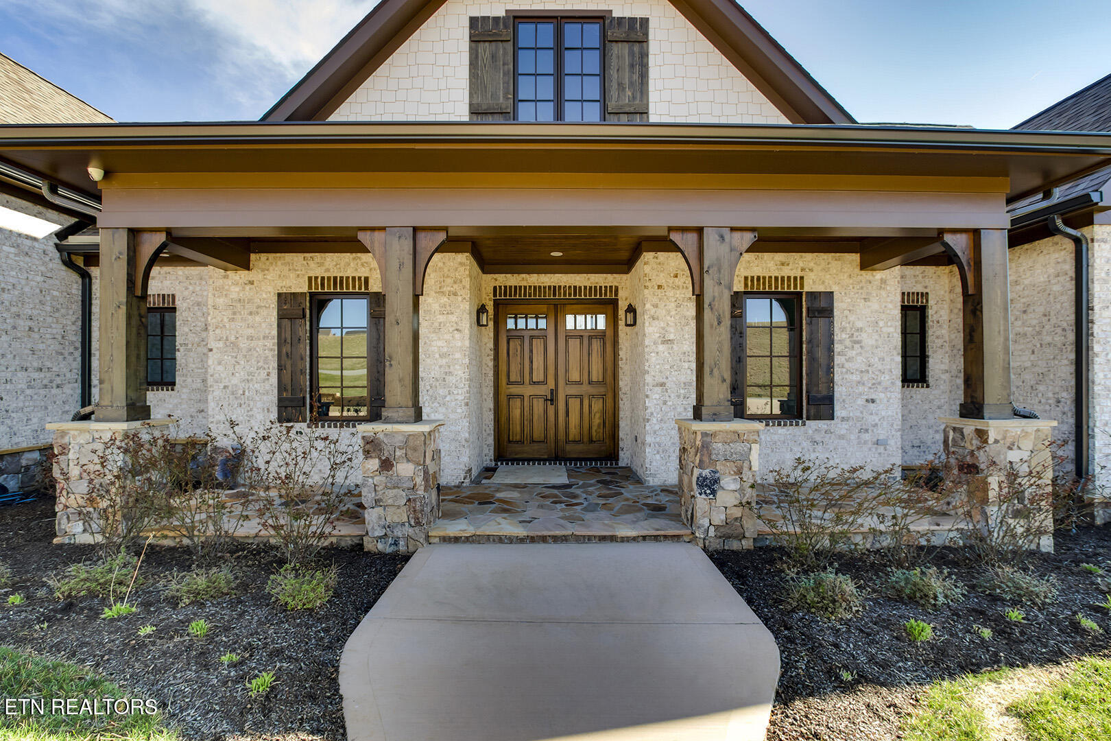 1481 Halyard Road Lenoir City, TN 37772 - Photo 6 of 60 04_HalyardRoad_1481_FrontEntry