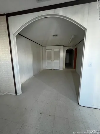 $90,000 | 206 North 5th Street, Carrizo Springs, TX 78834