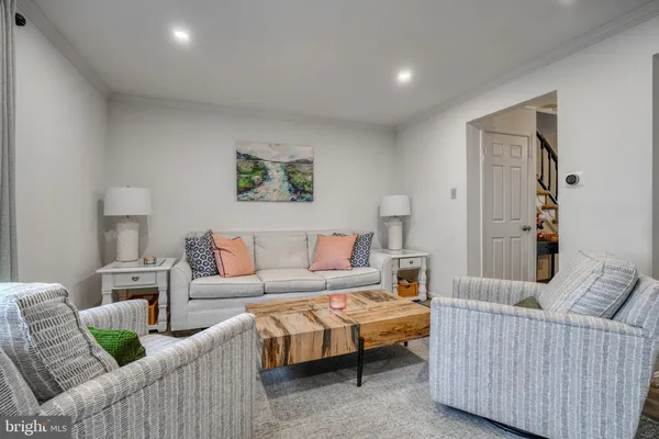 $3,100 | 28 Salthill Court, Lutherville-Timonium, MD 21093