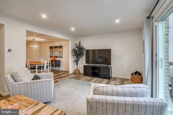 $3,100 | 28 Salthill Court, Lutherville-Timonium, MD 21093