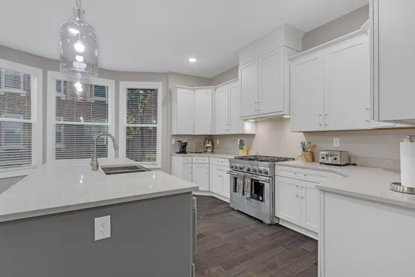 $674,900 | 1295 Vinton Avenue, Memphis, TN 38104
