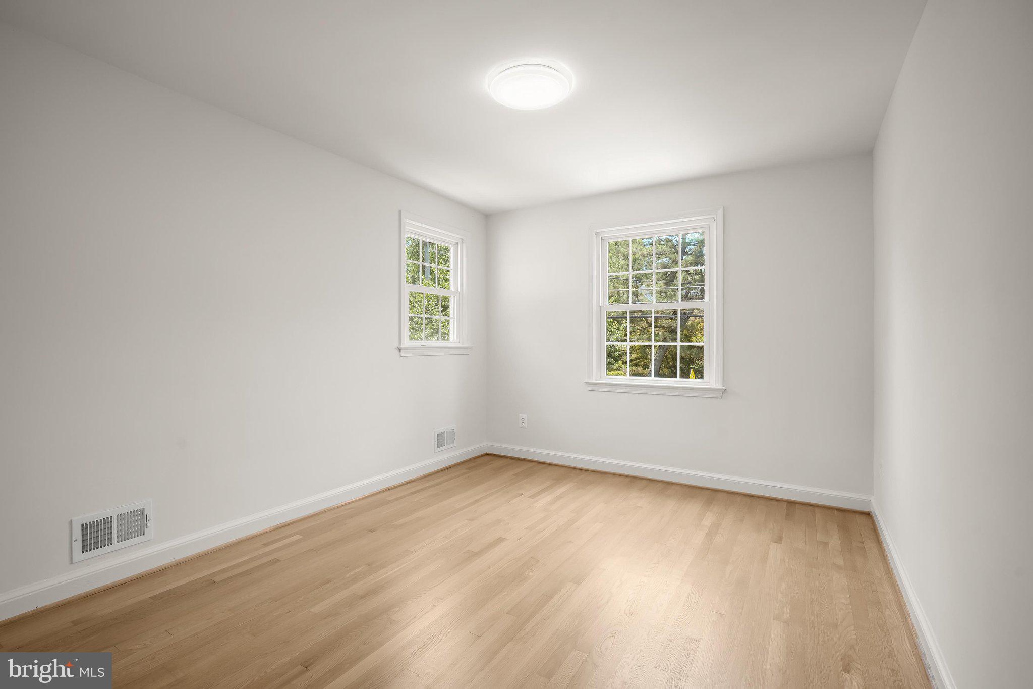 7109 Radnor Road Bethesda, MD 20817 - Photo 25 of 51 7109 Radnor Rd 025