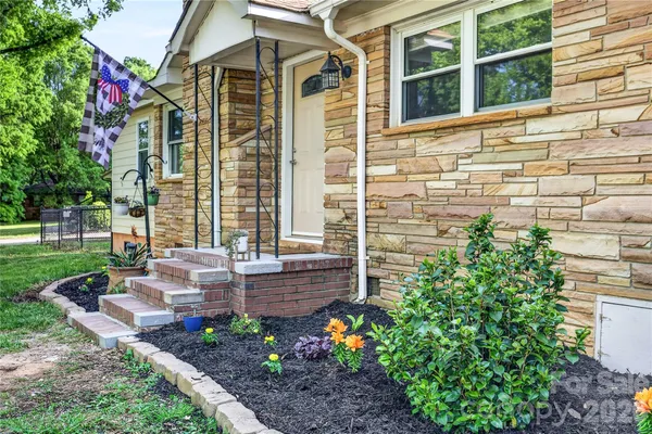 $345,000 | 991 Shearers Road, Mooresville, NC 28115