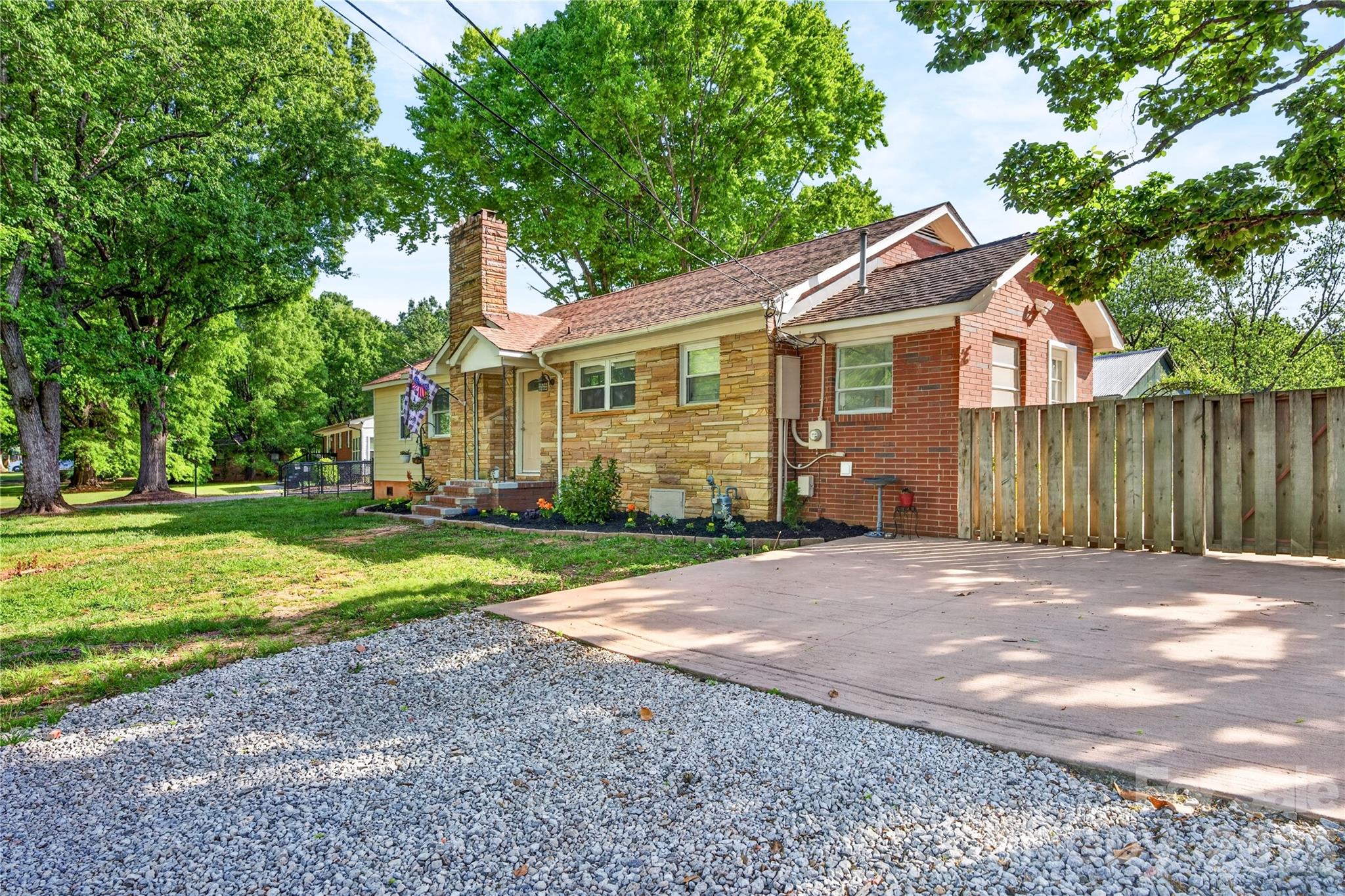 991 Shearers Road Mooresville, NC 28115 - Photo 4 of 39