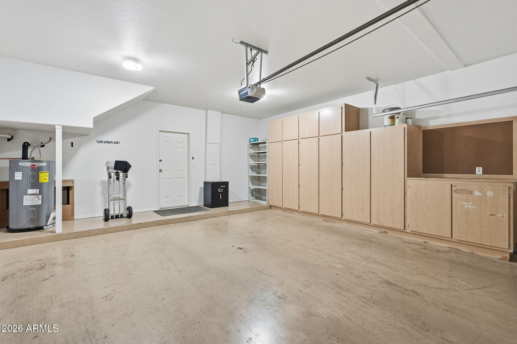 3150 East Beardsley Road, Unit 1064 Phoenix, AZ 85050 - Photo 27 of 30 a view of a garage