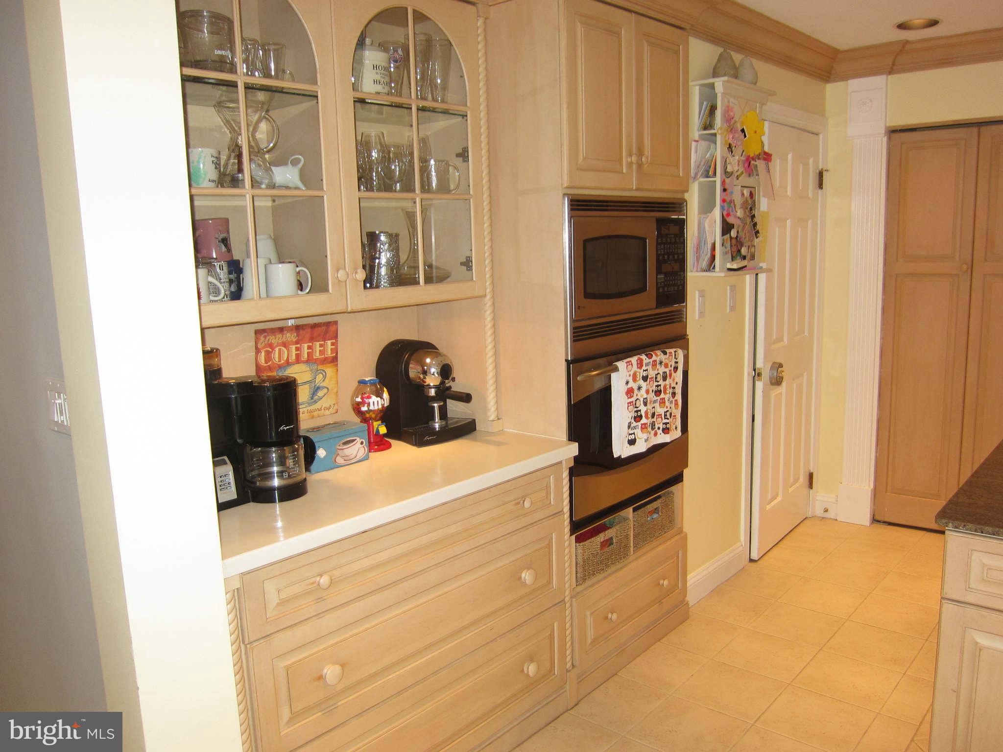 15109 Winstead Lane Silver Spring, MD 20905 - Photo 8 of 30 Kitchen Convenience