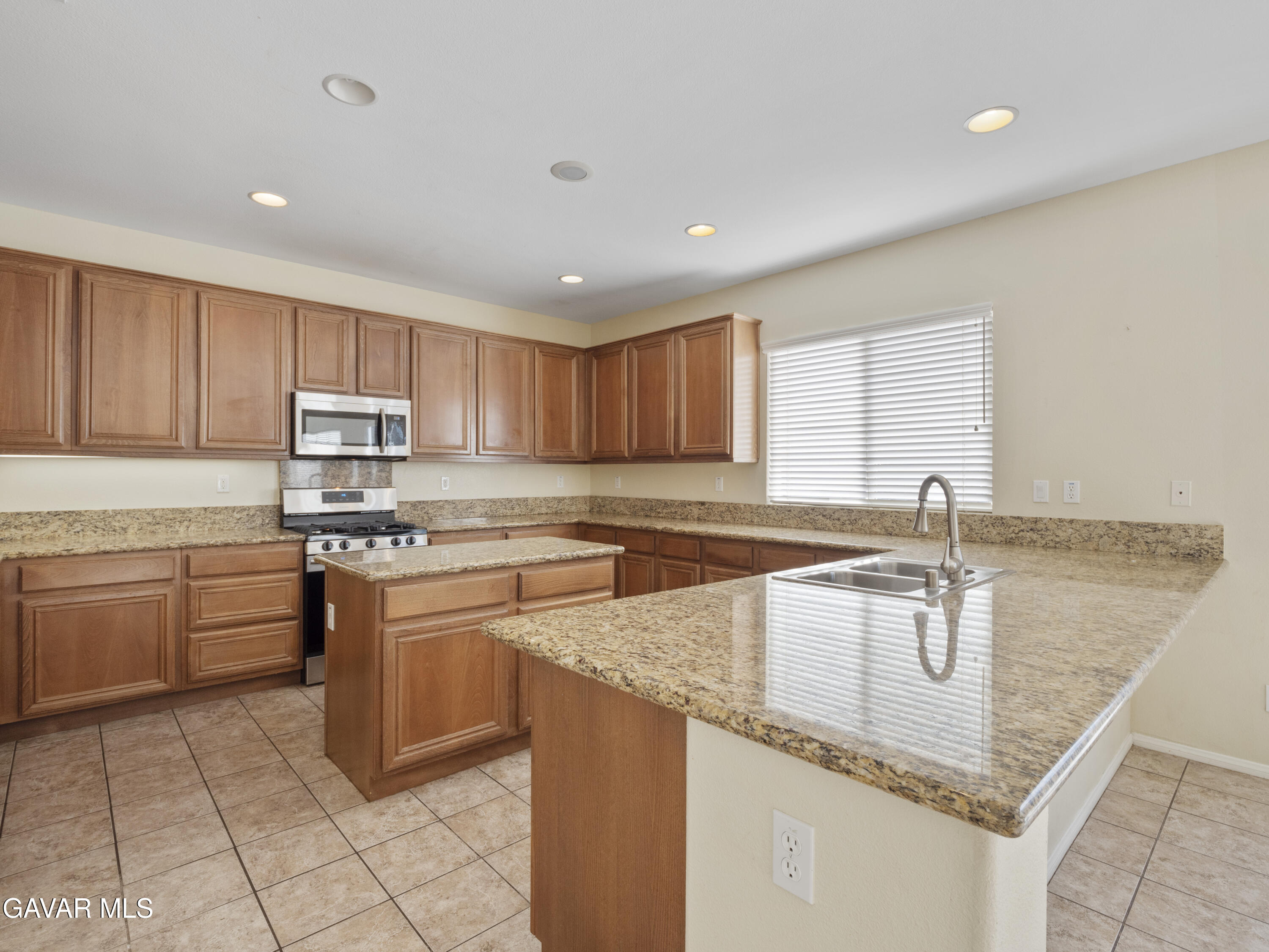 6634 Lime Road Lancaster, CA 93536 - Photo 4 of 30 P1466749