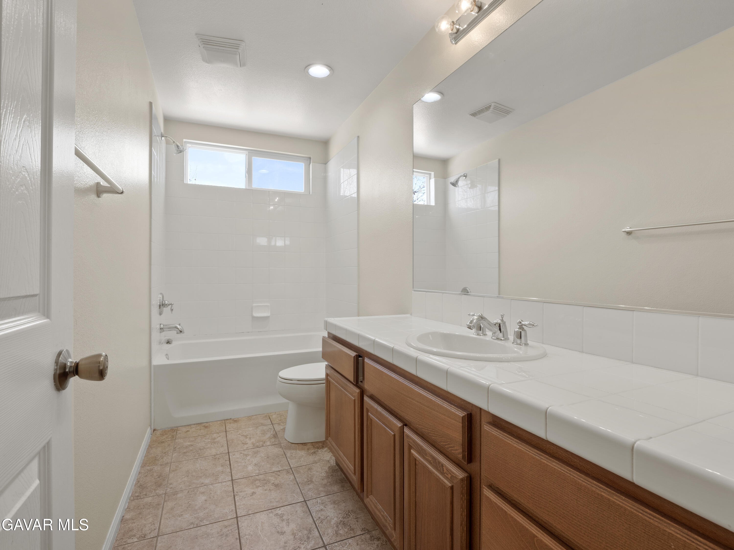 6634 Lime Road Lancaster, CA 93536 - Photo 8 of 30 P1466693