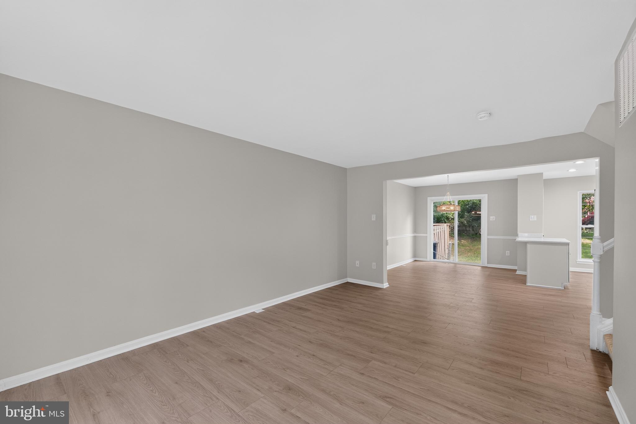 114 Gentlebrook Road Owings Mills, MD 21117 - Photo 4 of 32 Living room