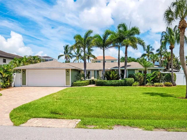 $1,498,000 | 1613 Shelburne Lane, Sarasota, FL 34231