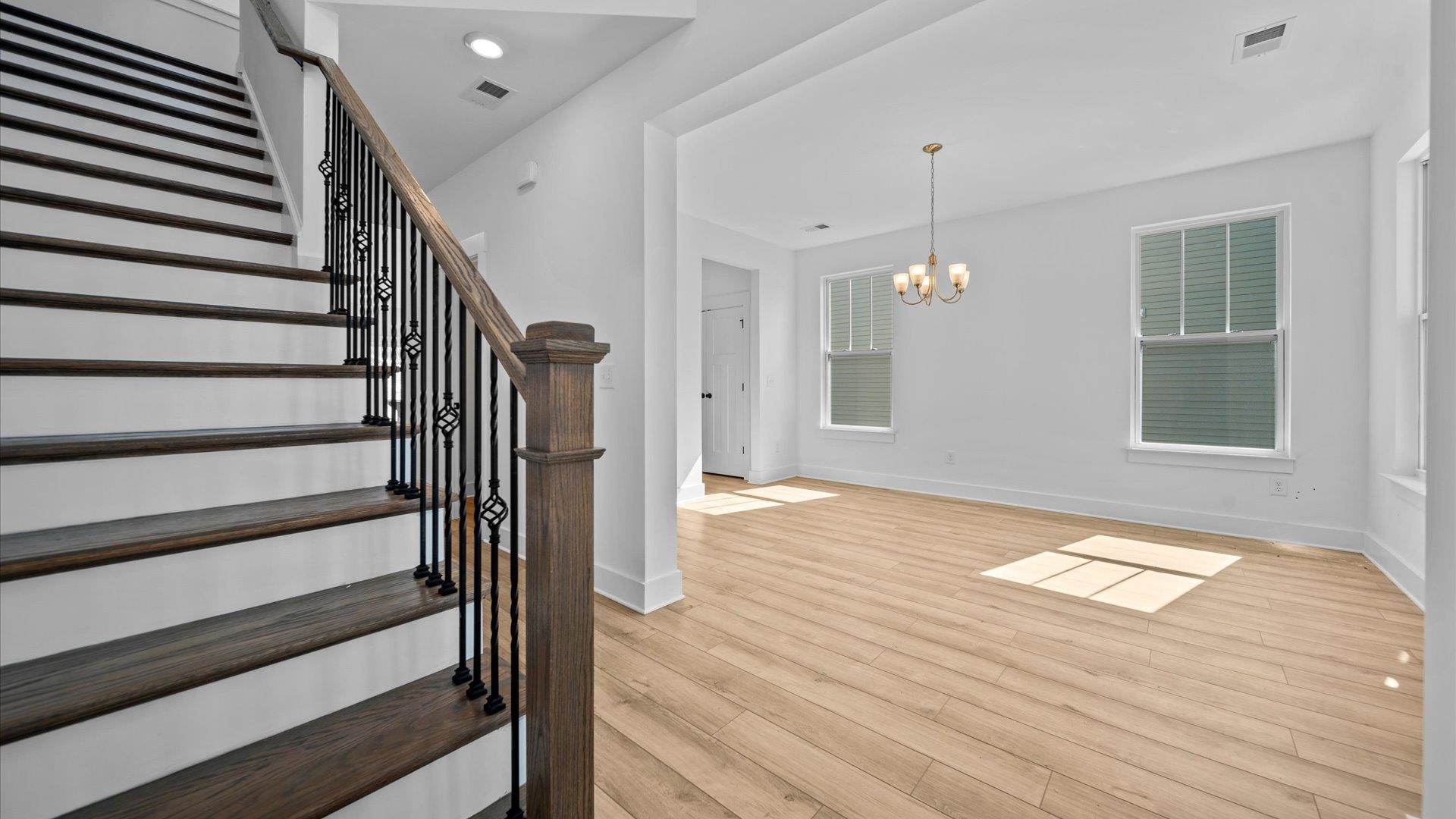656 Sunwater Drive Duncan, SC 29334 - Photo 8 of 29