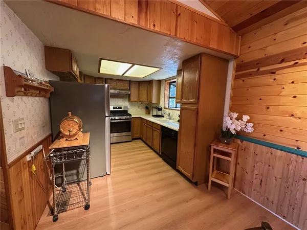 $1,795 | 1521 Lassen Way, Pine Mountain Club, CA 93222