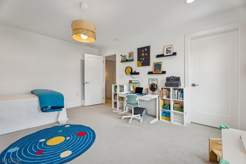 27 Brambling Road Berkeley Heights, NJ 07922 - Photo 22 of 34