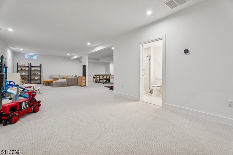 27 Brambling Road Berkeley Heights, NJ 07922 - Photo 27 of 34