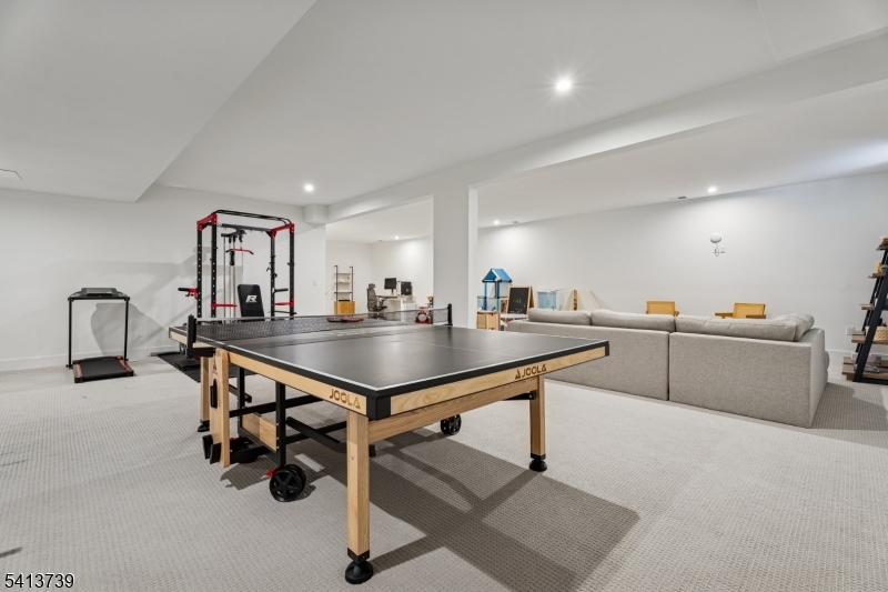 27 Brambling Road Berkeley Heights, NJ 07922 - Photo 28 of 34