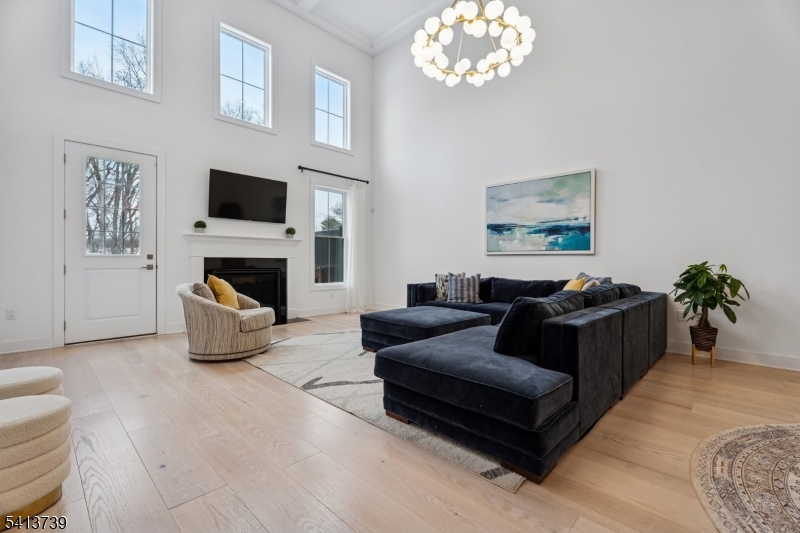 27 Brambling Road Berkeley Heights, NJ 07922 - Photo 10 of 34