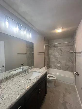 $1,375 | 18648 Northwest 246th Street, Unit 2, High Springs, FL 32643