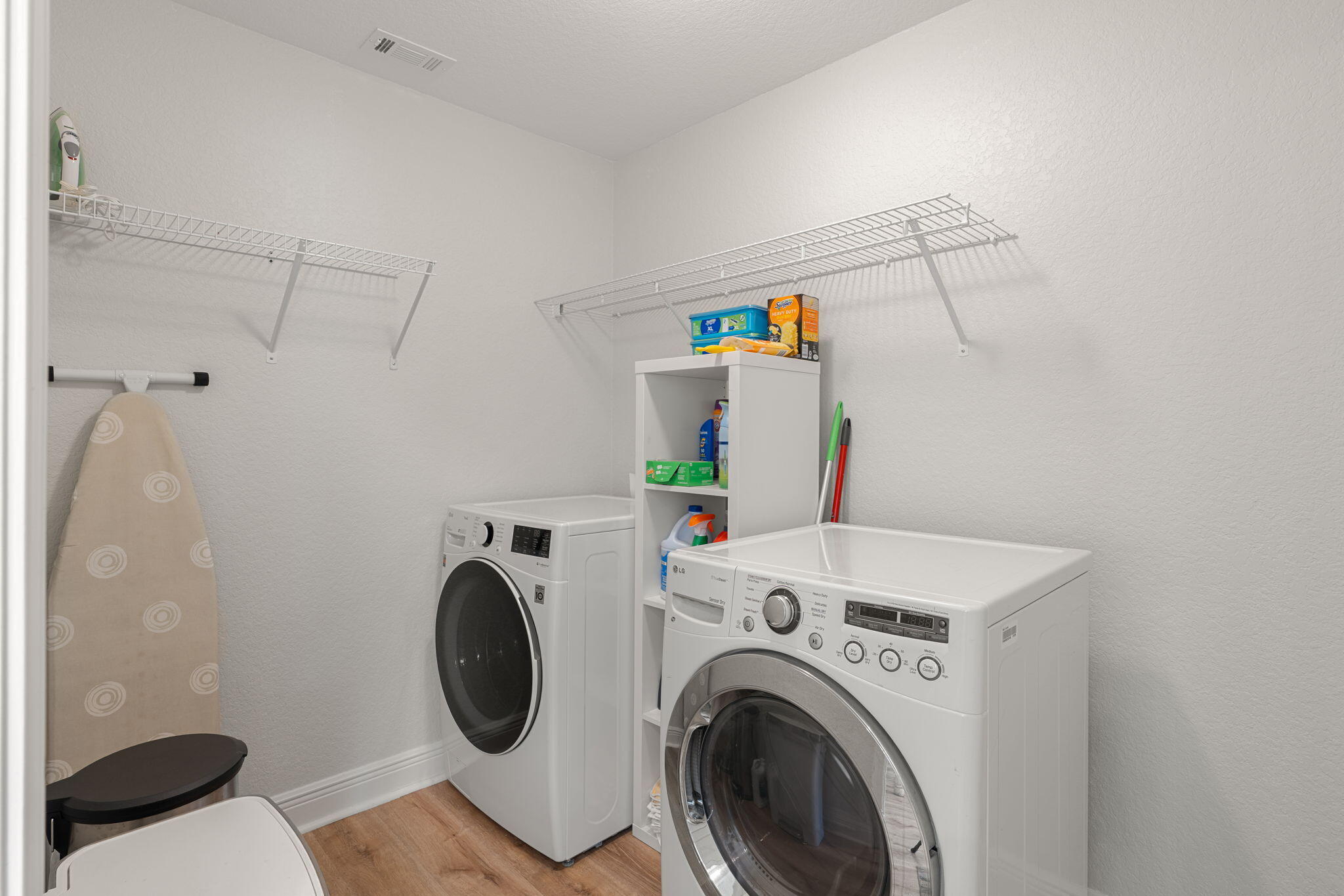 207 Pinque Coat Court Crestview, FL 32536 - Photo 39 of 47 a utility room with dryer and washer
