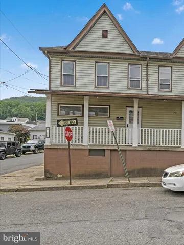 a view of a white house