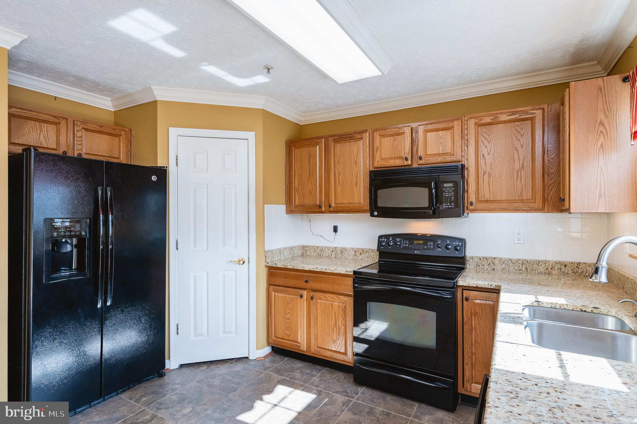 2105 Kyle Green Road Abingdon, MD 21009 - Photo 13 of 53 Kitchen
