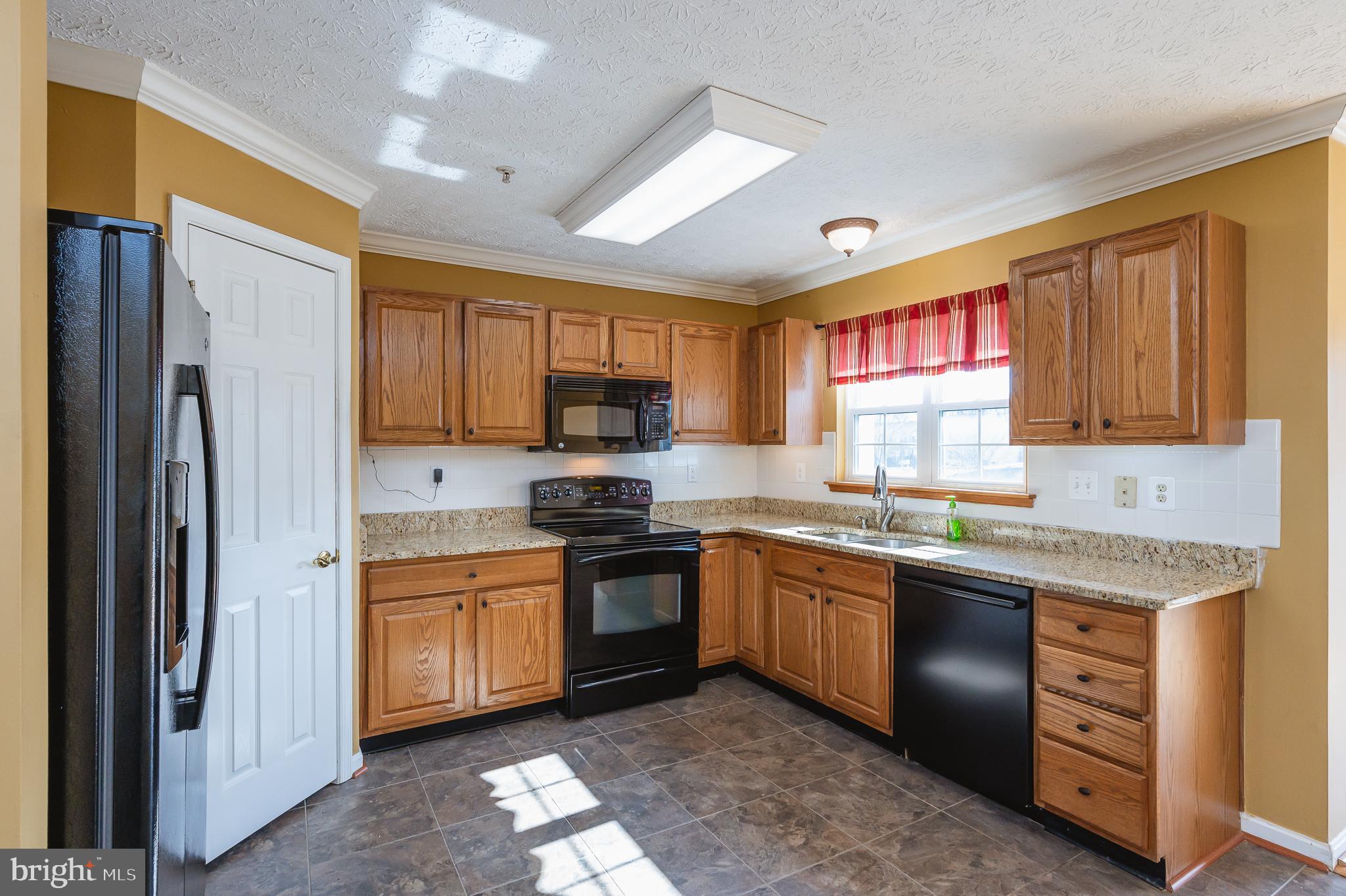 2105 Kyle Green Road Abingdon, MD 21009 - Photo 14 of 53 Kitchen